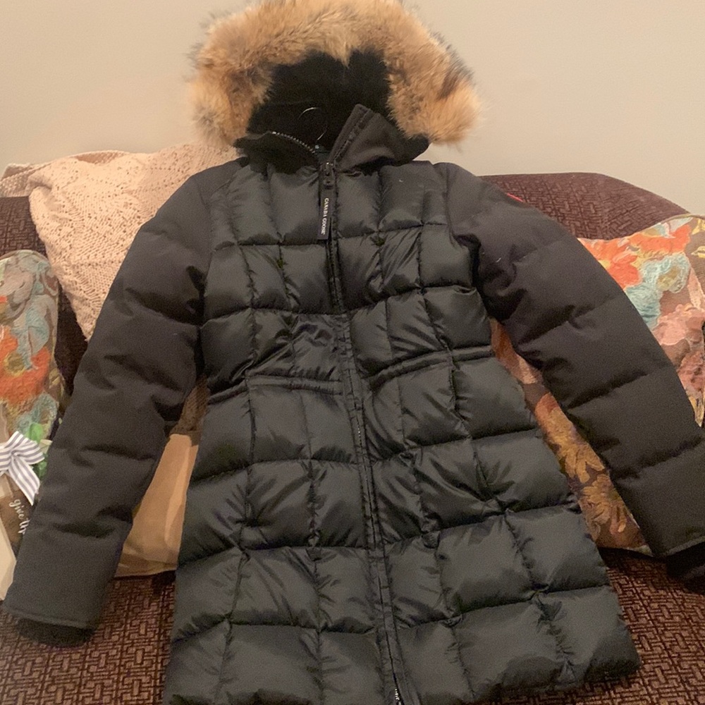 Canada Goose BEACH parka medium amazing coat 😍